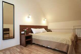 Гостиница Аист Великий Новгород Семейный номер-5