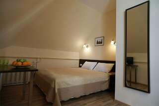 Гостиница Аист Великий Новгород Трехместный номер-1